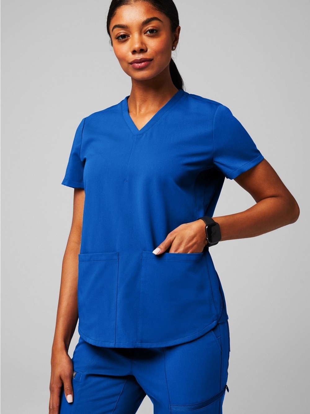 Fabletics Royal Blue V-Neck 2 Pocket Stretch Scrub Top Women’s Large